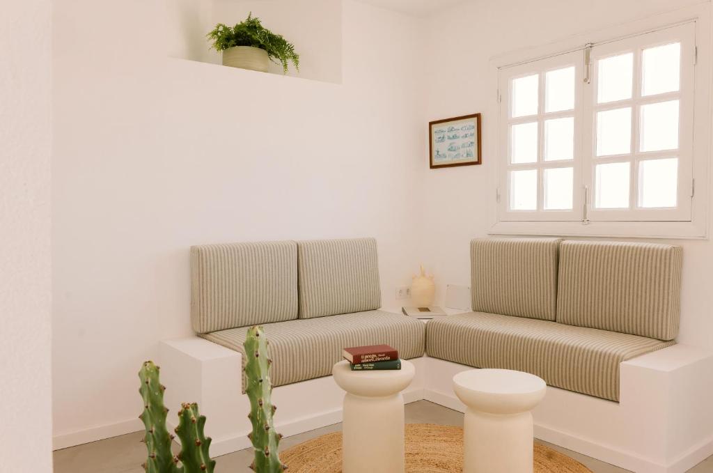 Apartamentos Princesa Guayadeque — Hotel rooms in Puerto del Carmen, Canary Islands