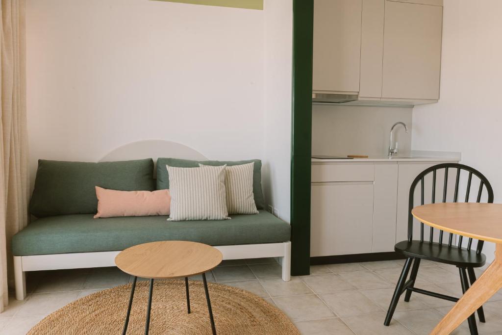 Apartamentos Princesa Guayadeque — Hotel rooms in Puerto del Carmen, Canary Islands