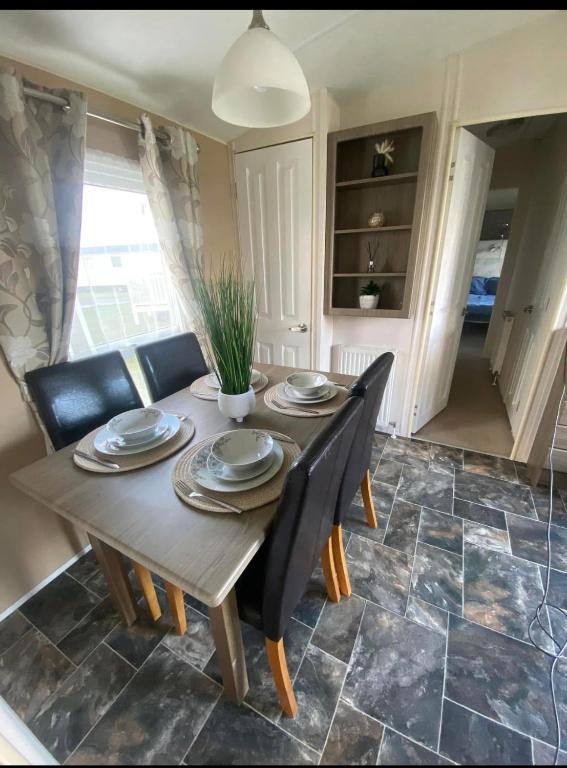 16 orchid meadows, Ashington