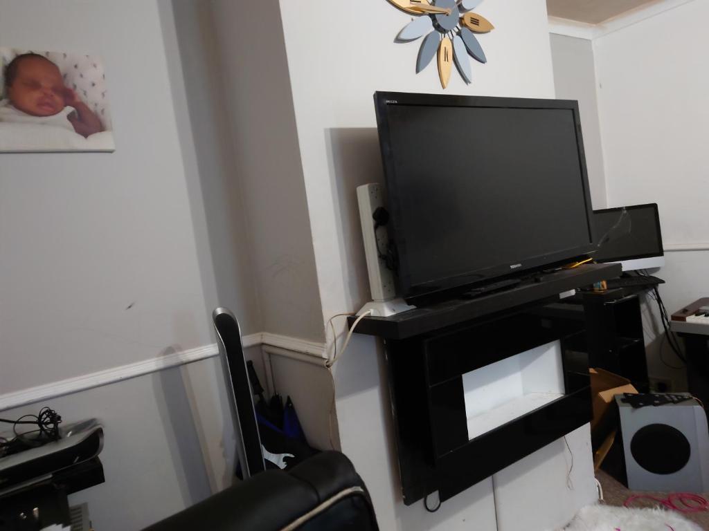 9 Abbey Road, Wainscot