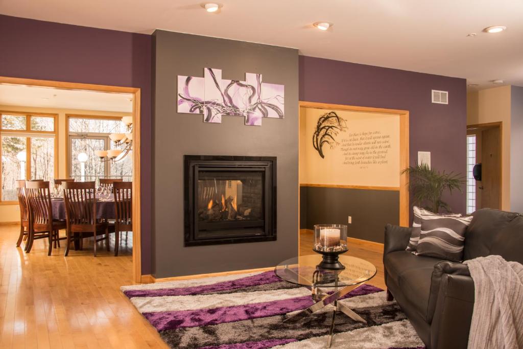 River Spring Lodge photo