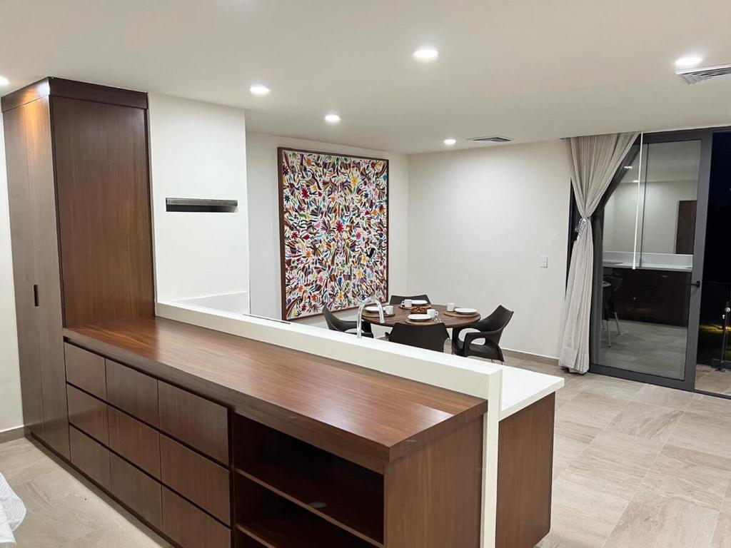 Modern studio in a waterfront building - 4