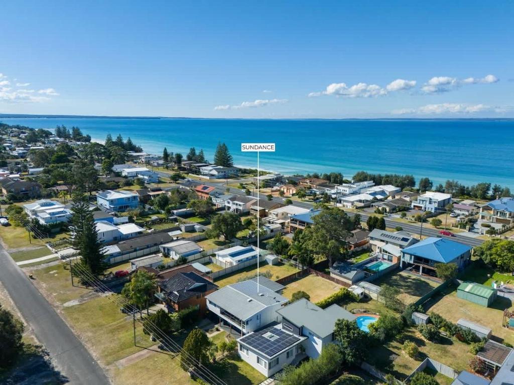 Sundance - Collingwood Beach holiday home, Vincentia
