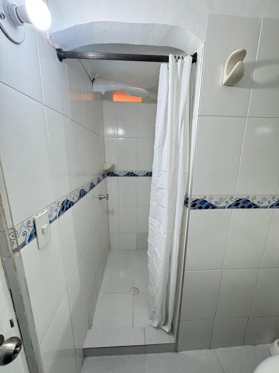 B1-8 - Apartamento acogedor con excelente ubicacion dentro de las murallas de Cartagena - 3