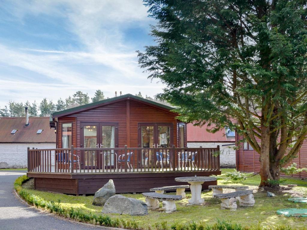 Lodge E- Uk33091, Dinnet