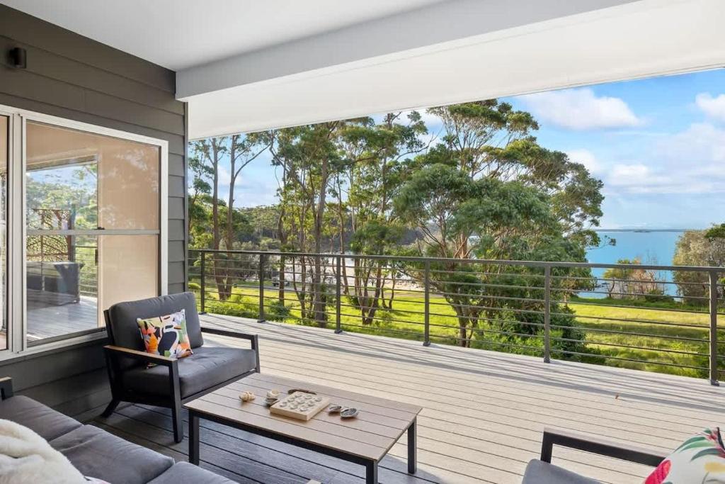 Mherringa at Bawley - enjoy panoramic ocean views, Bawley Point