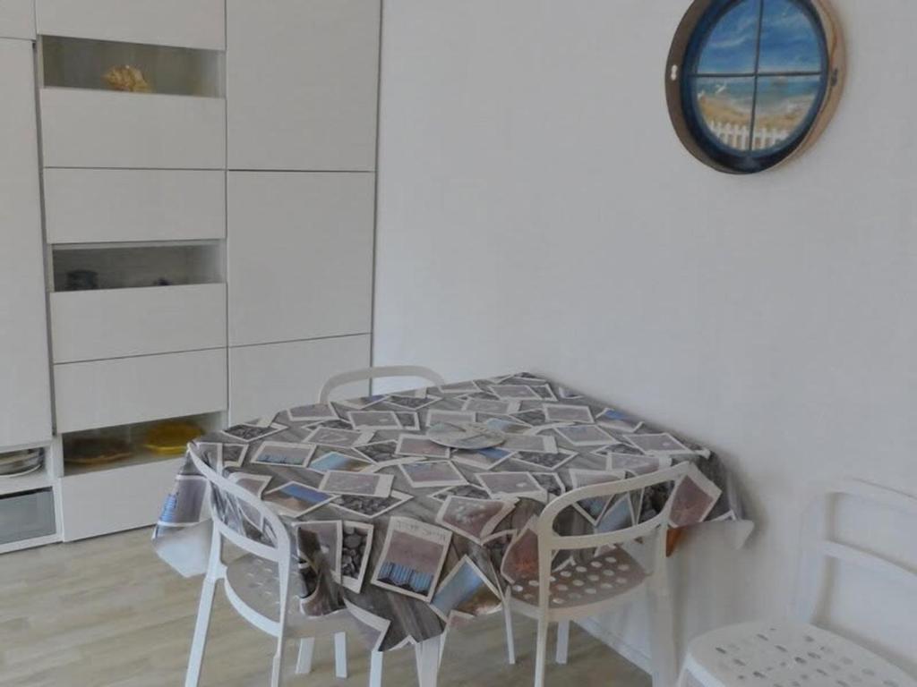 Appartement Jardin 3 Pièces à 80m de la Mer avec Parking Privatif - FR-1-712-98 - 4