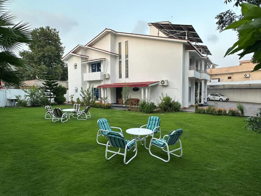 Kaghan Lodge, Abbottabad