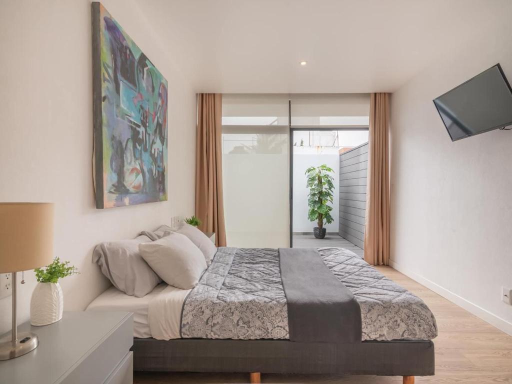 City Gem WiFi, Laundry, Parking, Ideal Location - 2