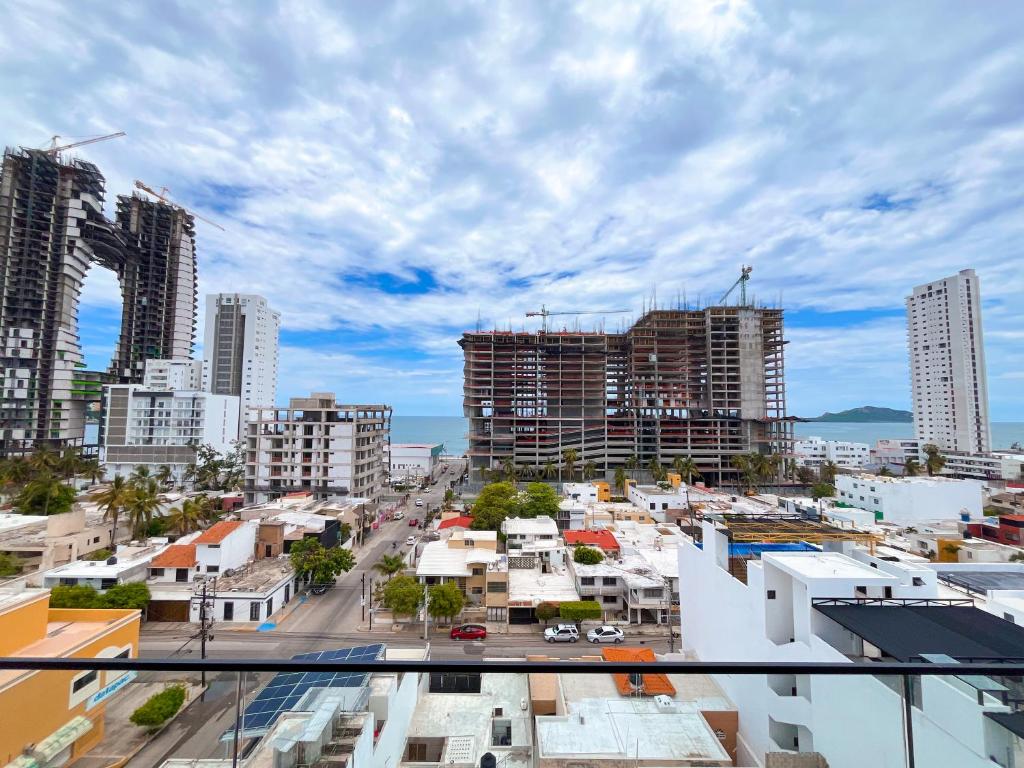 Makeva Condos, Near Malecon - 4