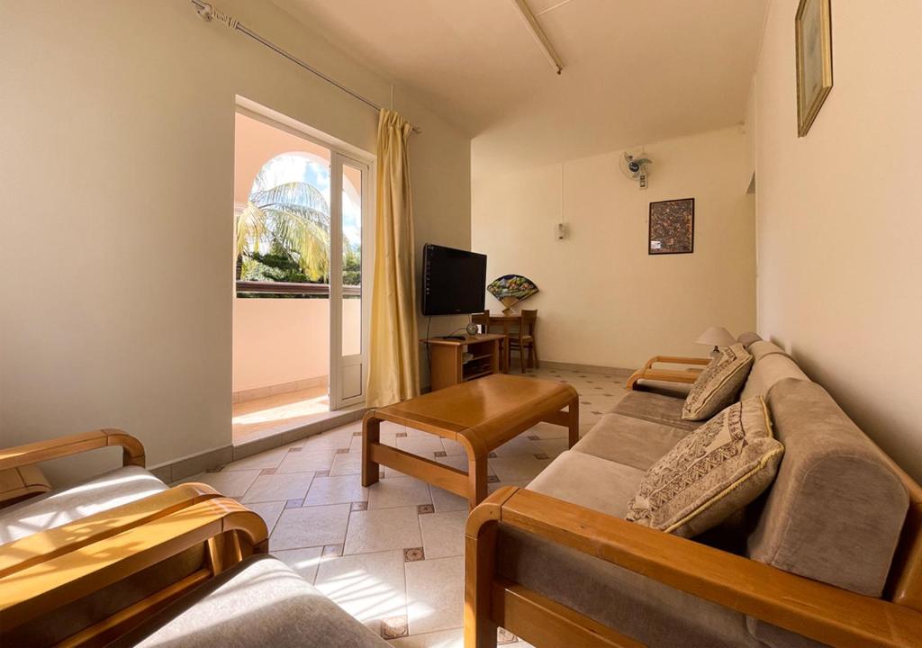 Private Beachfront Apartment at Mont Choisy, Grand Bay