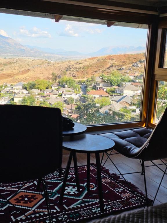 Lemon Garden, Gjirokastër