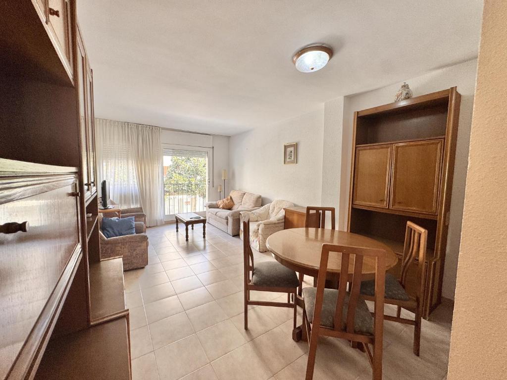 Mediterranean Way - Carme - 2