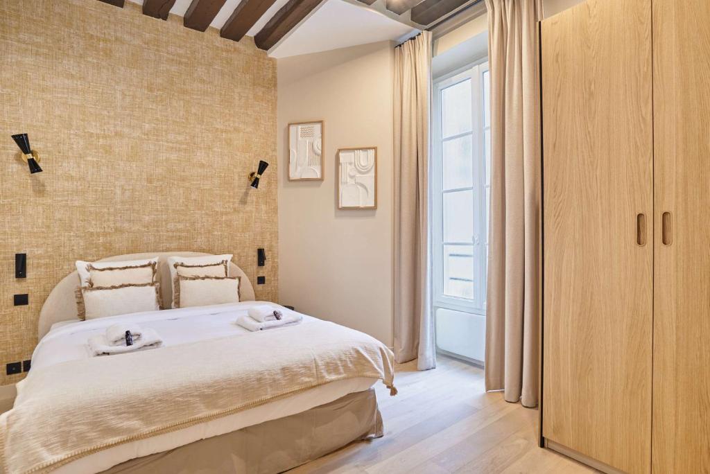 Charming Apartment in the Center of Paris - 3