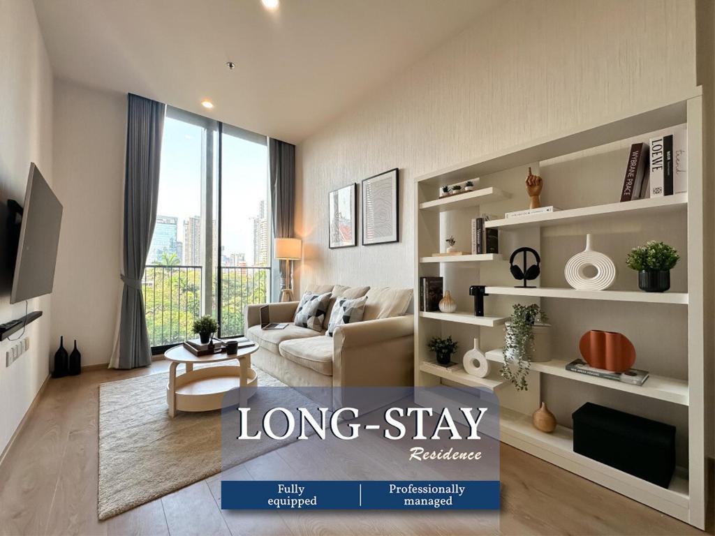 Luxurious Downtown 1BR - Ultra Fast WiFi - BTS Asoke, Bangkok