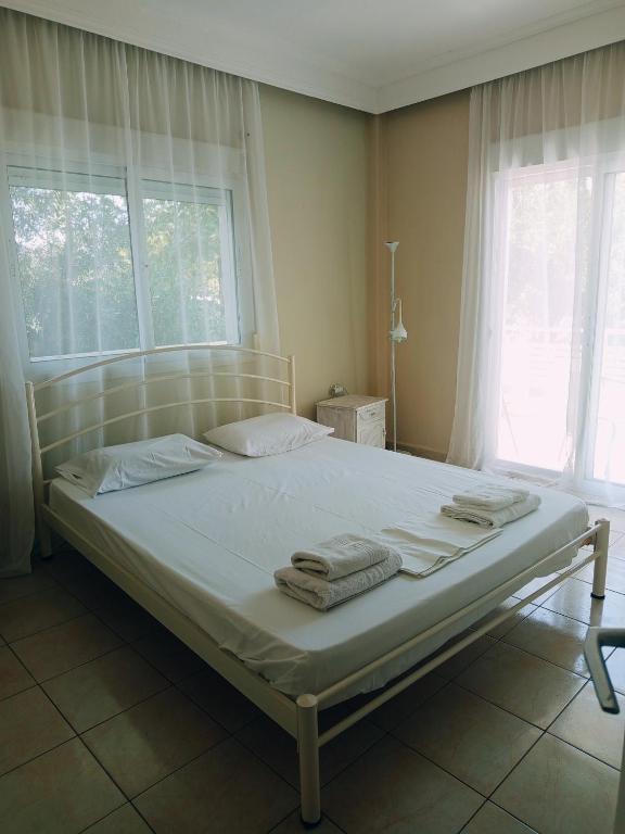 Olga's Studios Apartment3, Néa Michanióna