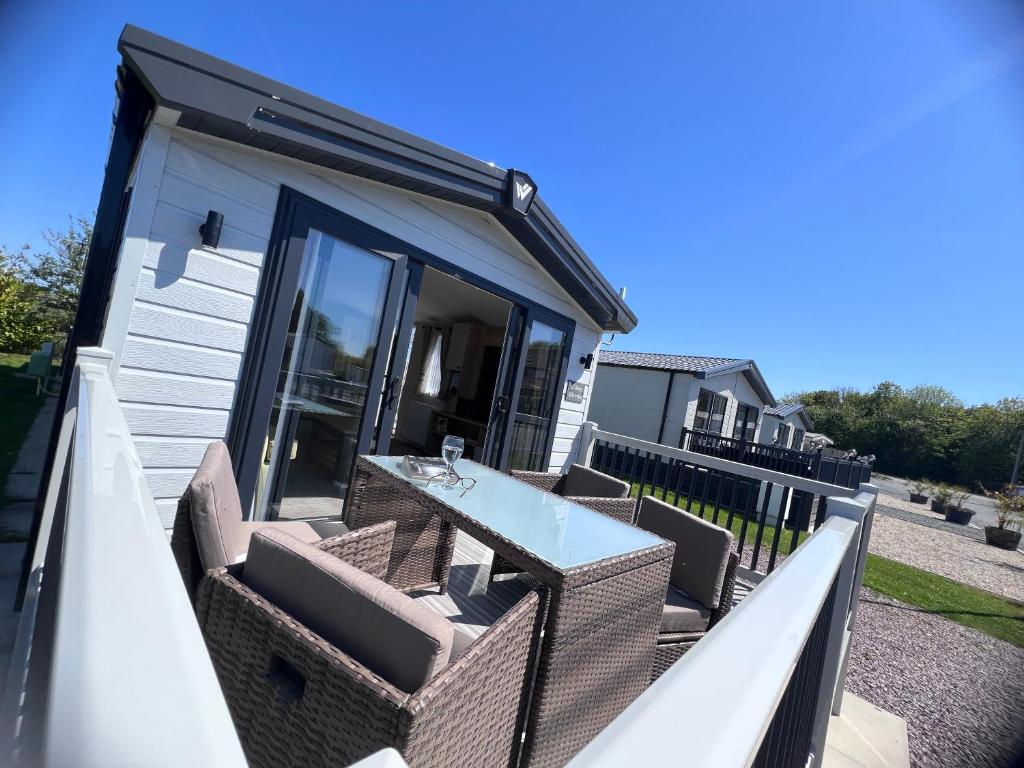 Mulberry Mews at the peaceful Cherry Lea Holiday Park & Fishing Lake Skegness, Burgh le Marsh