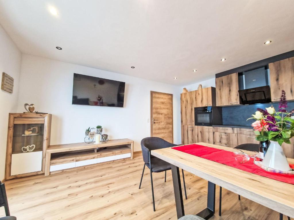 Apartment Lindenthaler by Interhome - 4