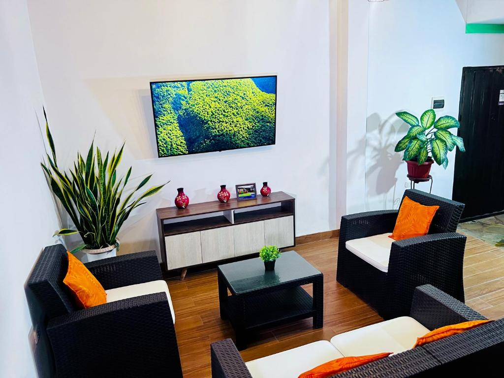 CHALET TARAPOTO - 5