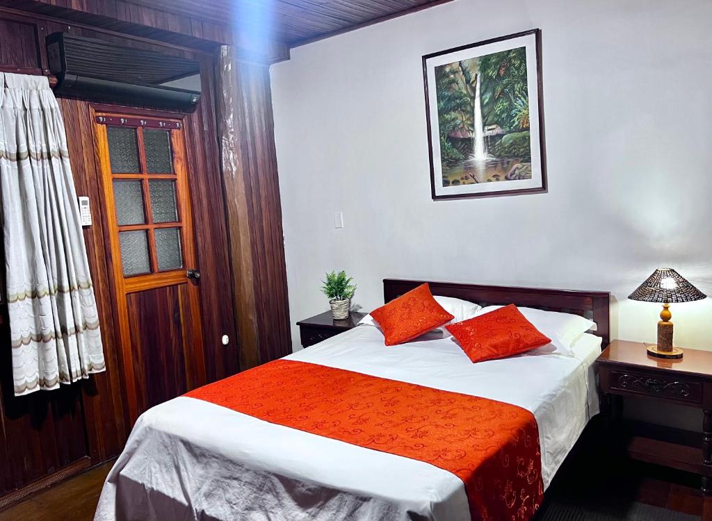 CHALET TARAPOTO - 2