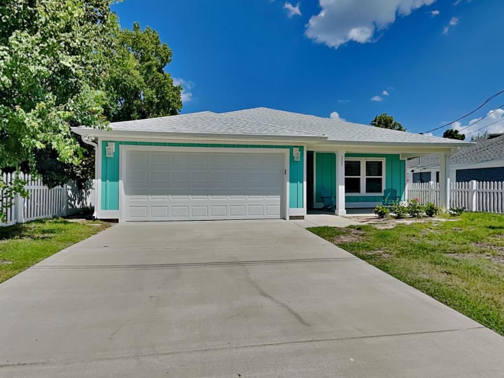 Laguna Breeze, Panama City Beach