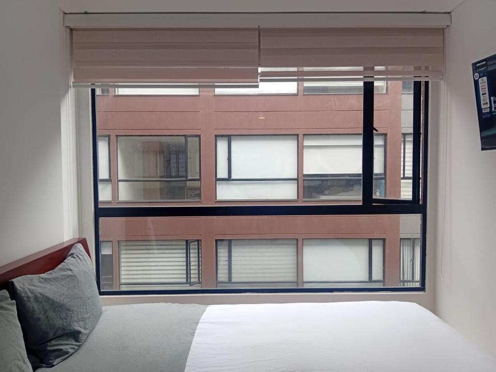 Trendy Apt in Chapinero with Pool Access - 3