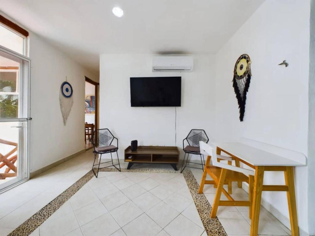 Stylish 2BR Retreat with Private Patio - 2