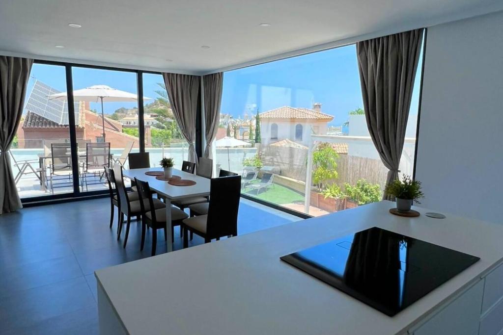 SR Villa Amelie Benalmadena 3BDR with private pool - 5