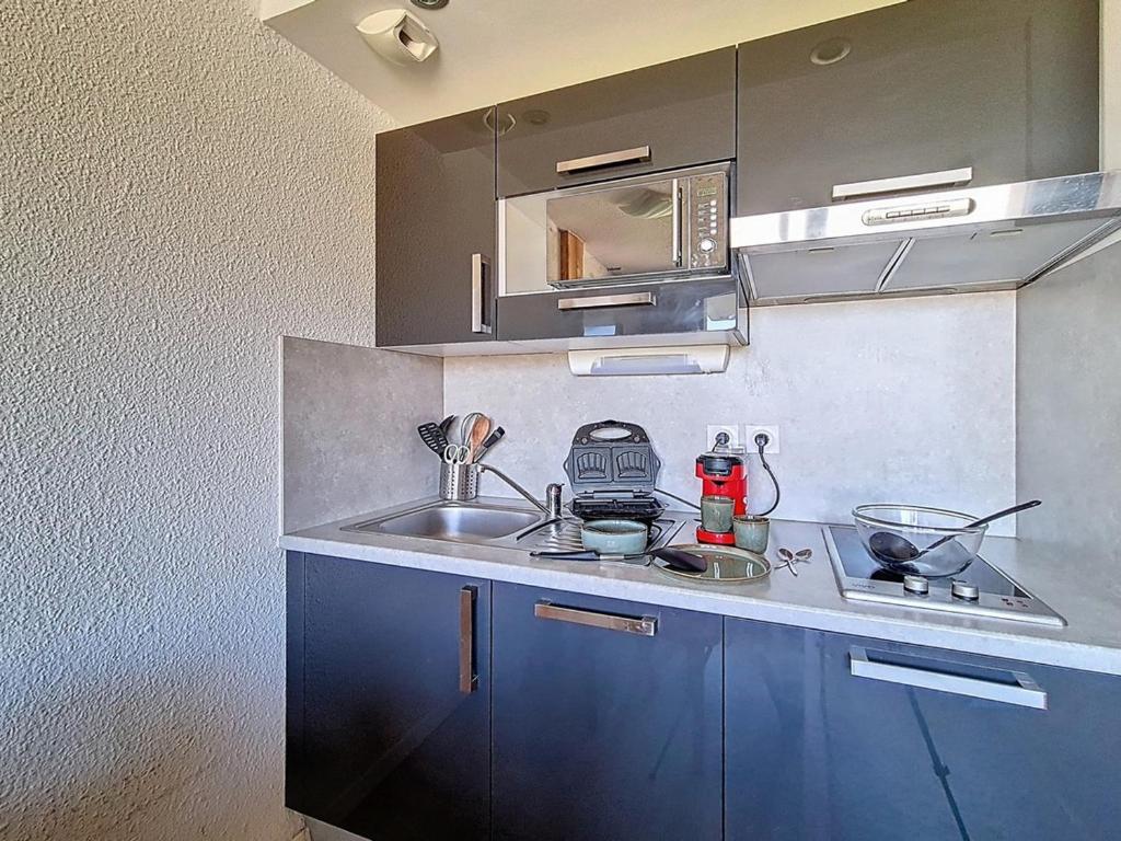 Studio rénové Proche des pistes Balcon - FR-1-344-859 - 3