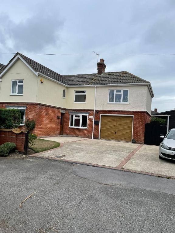 Cosy room at the edge of New Forest, in Langley, Exbury