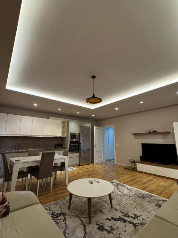 Premium Apartment 2 Rooms, Tirana