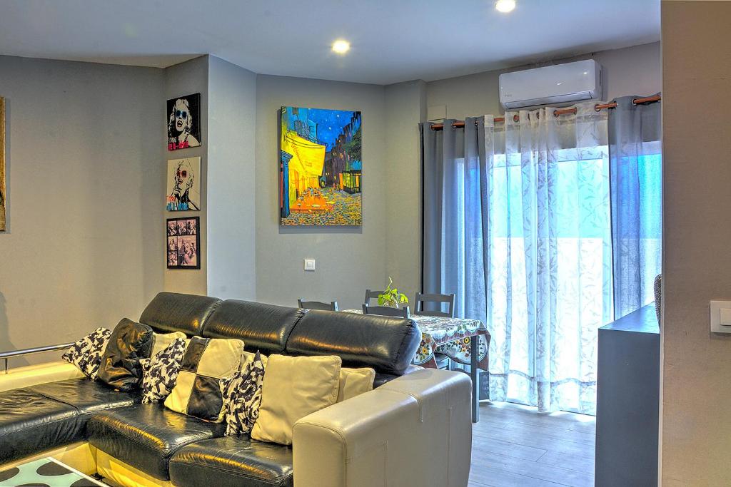 Piso Trianero con Piscina Privada - 5
