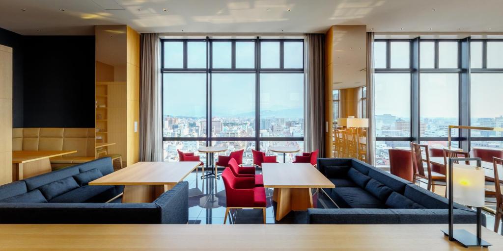 칸데오 호텔 마쓰야마 오카이도