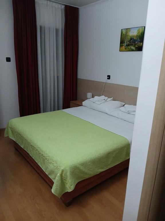Hotel Viv - 5