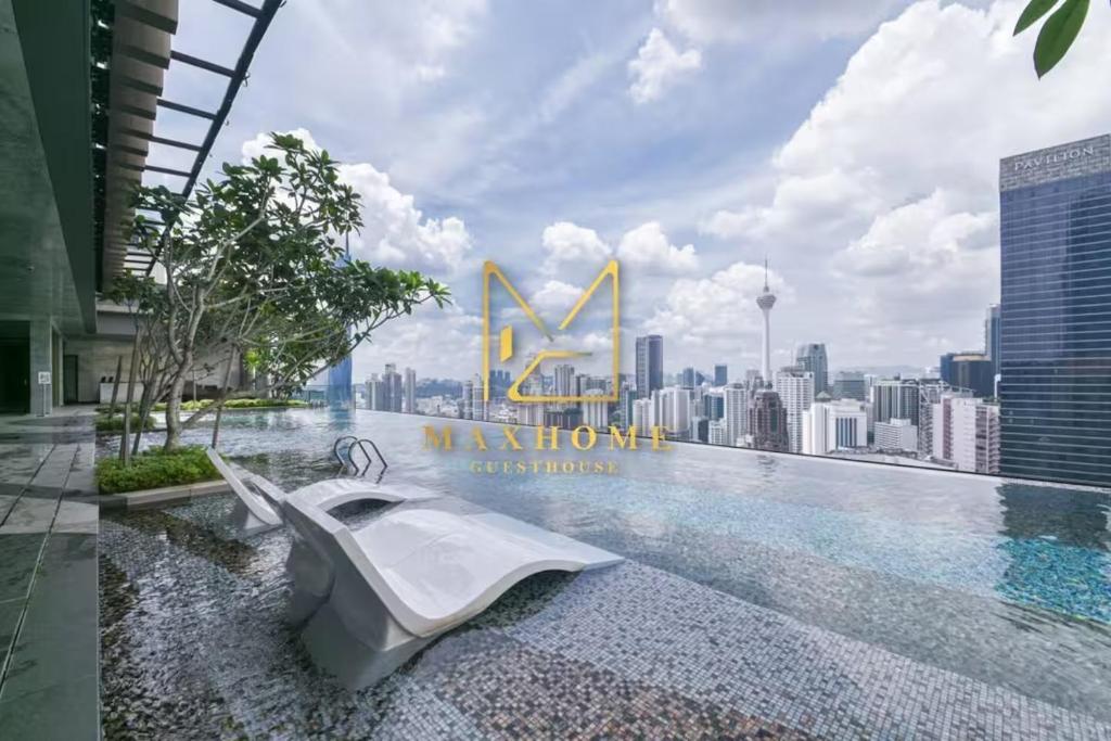 Maxhome Plus at Axon Bukit Bintang, Kuala Lumpur