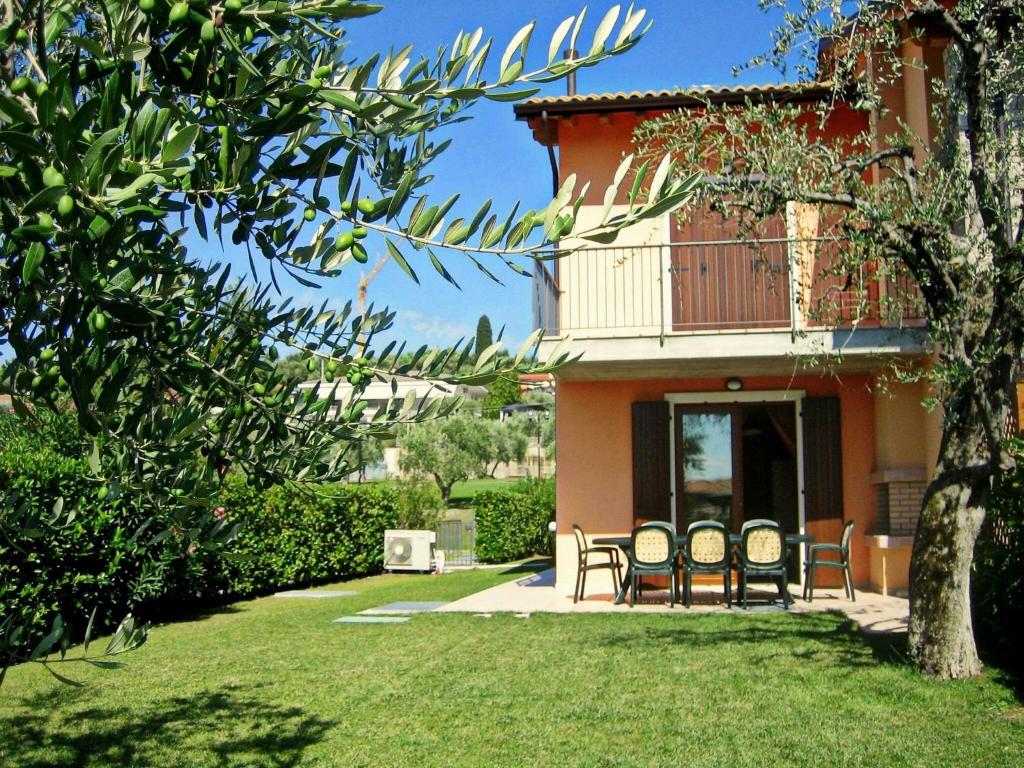 Holiday Home Bardolino with Pool near Lake - 1