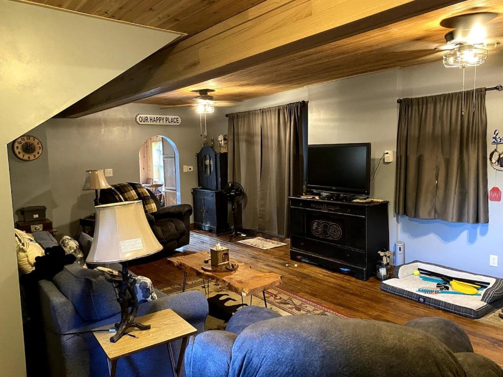 Bear Bottom Acres, Marienville