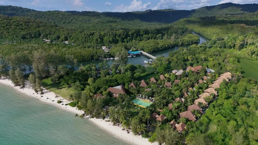 High Season Pool Villa & Spa, hotel in Ko Kood