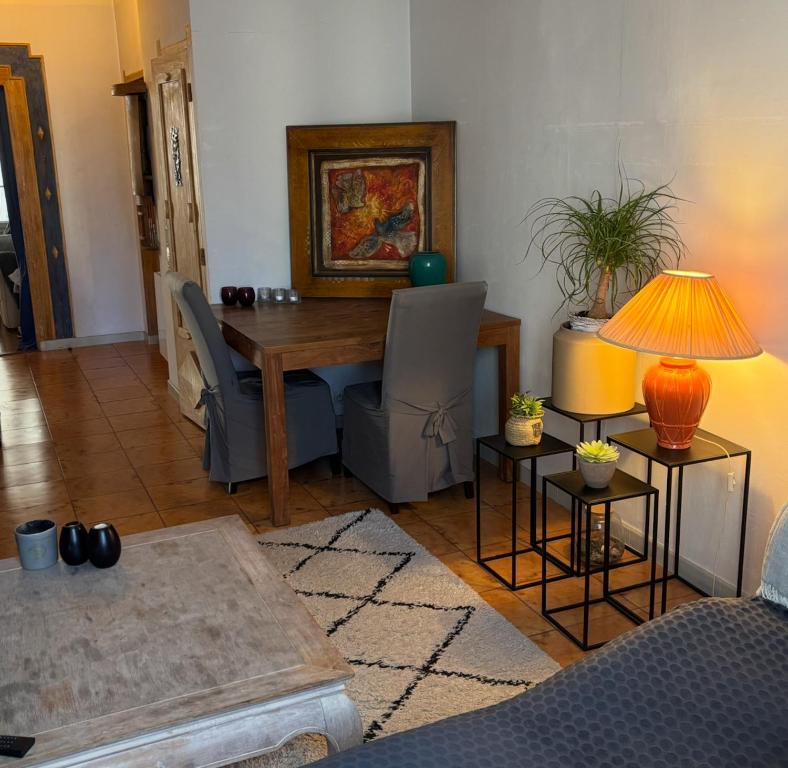 Room for NUDISTS near Nice port in a shared apartment - 4