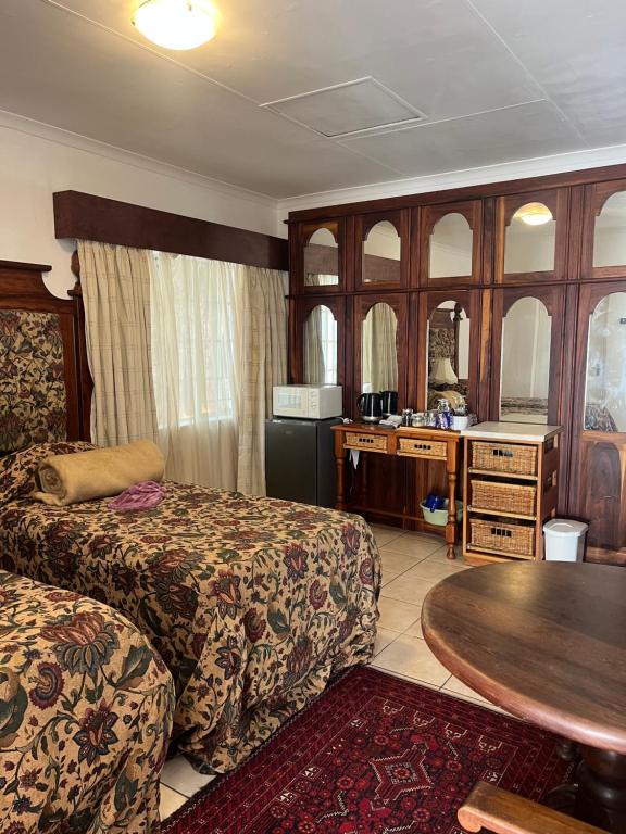 Little nest, Pretoria