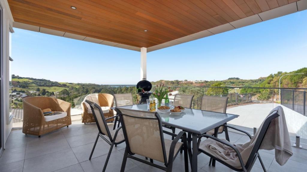 Summit to Sea, Kiama