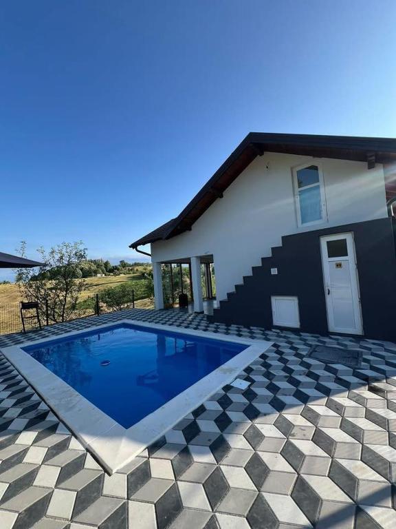 Šumski Mir - Srebrenik - with pool and jakuzzi, Srebrenik