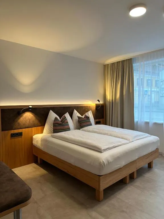 Brauhotel Vitzthum, hotel v destinaci Uttendorf