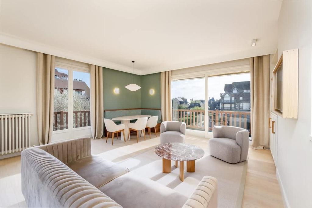 Luxury sea view 3BR-2BA with services in Deauville - 1