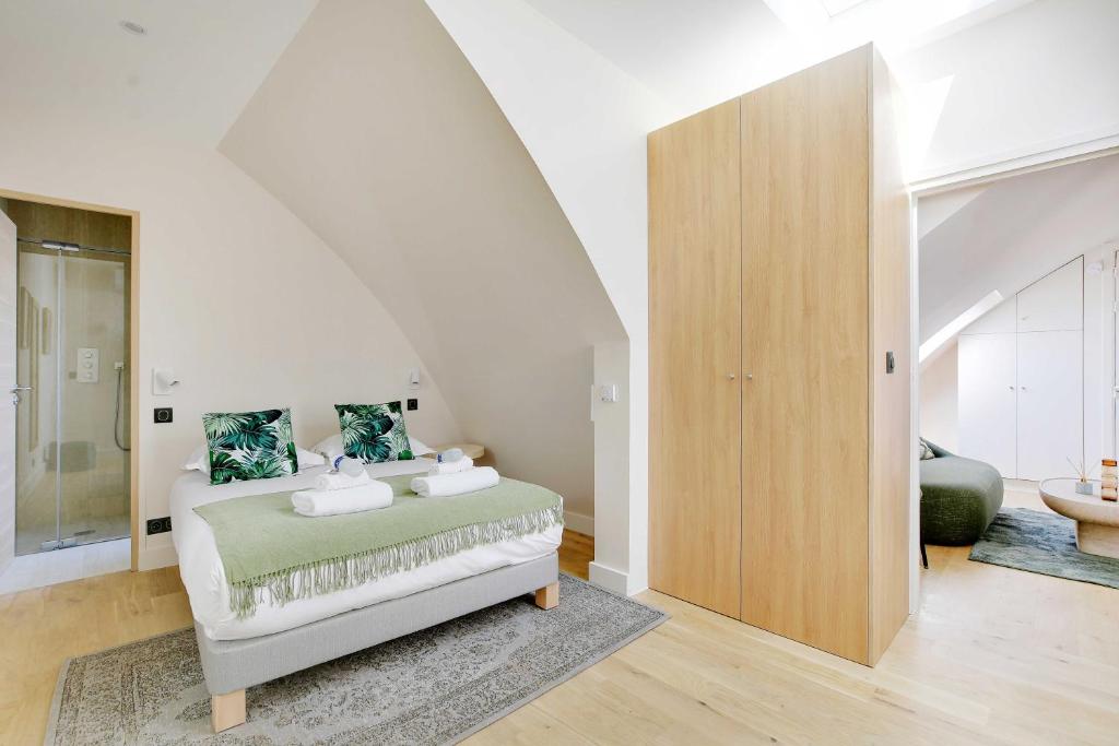 Apt a c 1BR 2P - Saint-Lazare Les Champs Elysée - 4