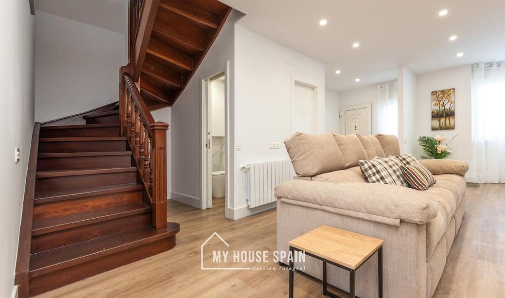 MyHouseSpain - Hermosa casa con jardín en Gijón - 3