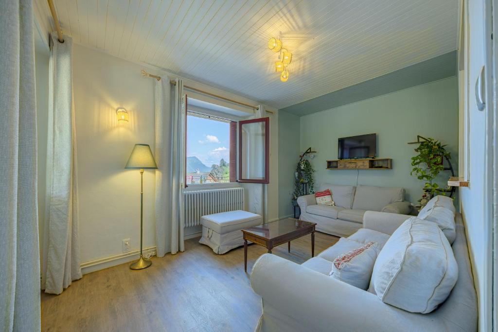 Le Gîte La Pierre Pons - vue montagne - 2