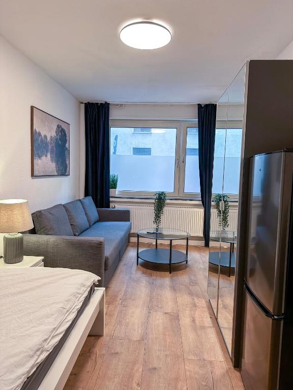 Apartment with kitchen, bed, sofa, Essen