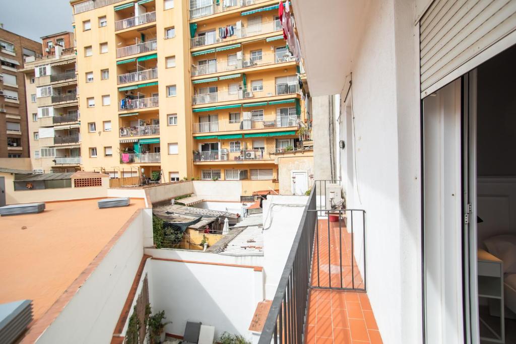 P1MAL1091- Fantastic 3bed steps away from Sagrada - 3