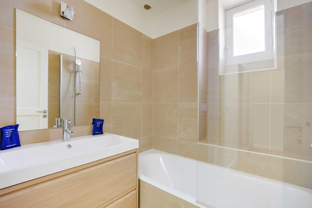 Apt a c 3BR 6P - Saint-Lazare Les Champs Elysée - 5